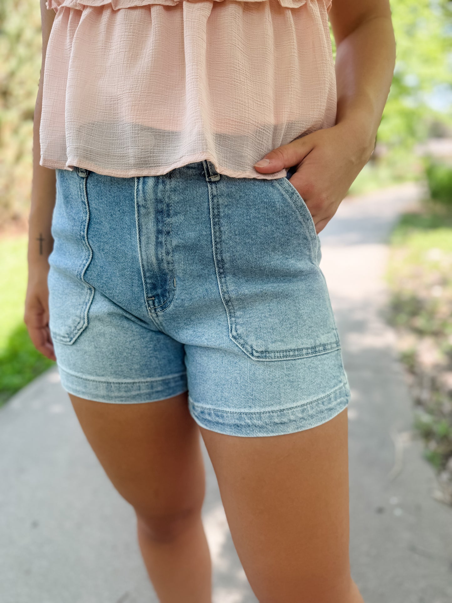 Frontier Denim Short