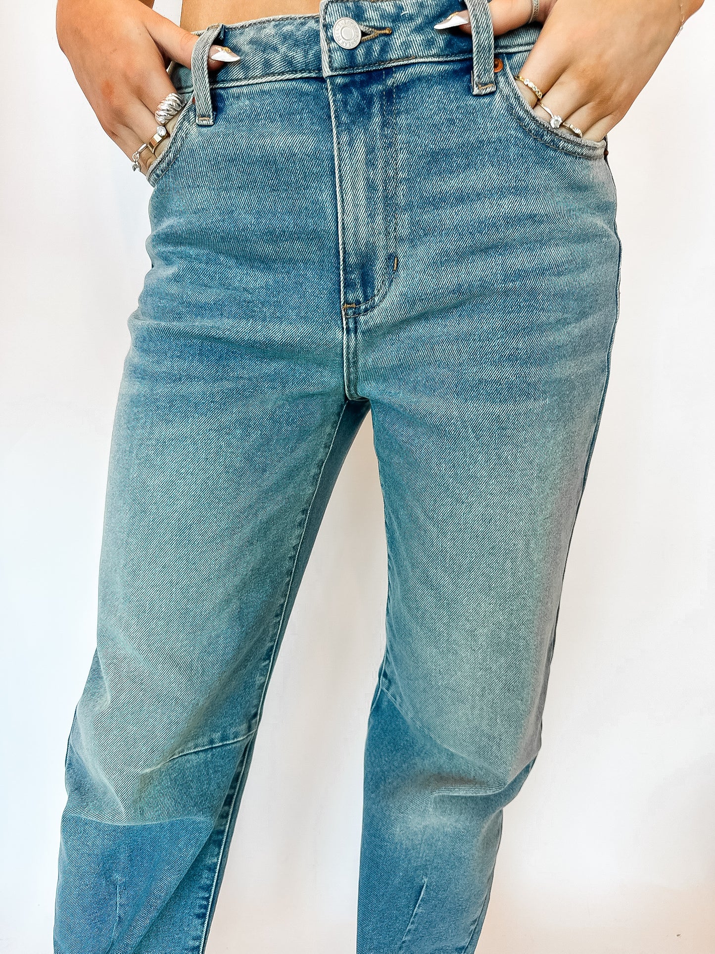 Easy Street High Rise Barrel Jeans
