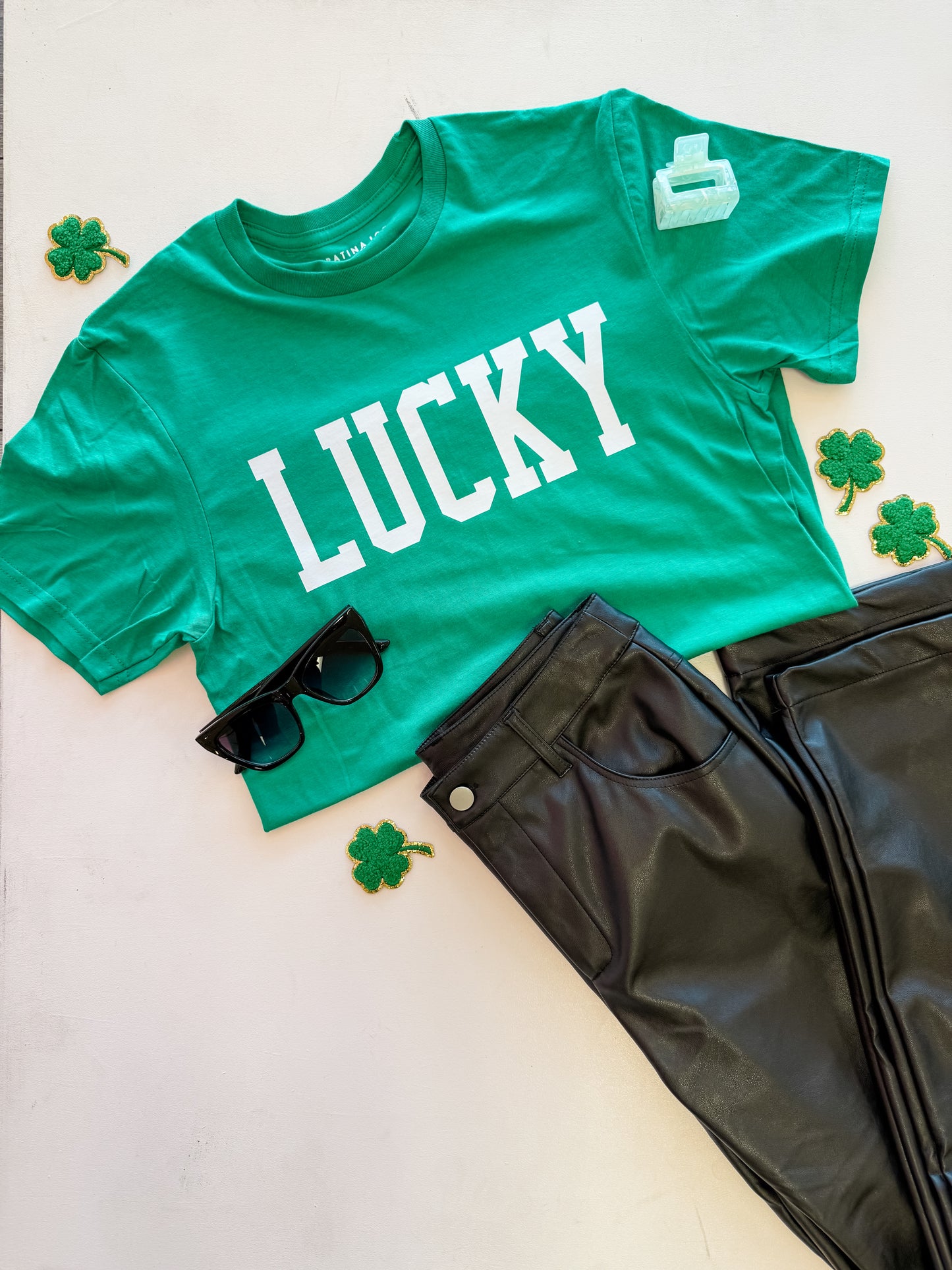 Solid LUCKY Print Tee - Emerald Green