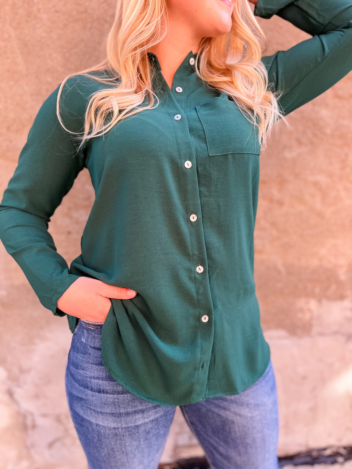 Cassie Solid Button Down - Hunter Green