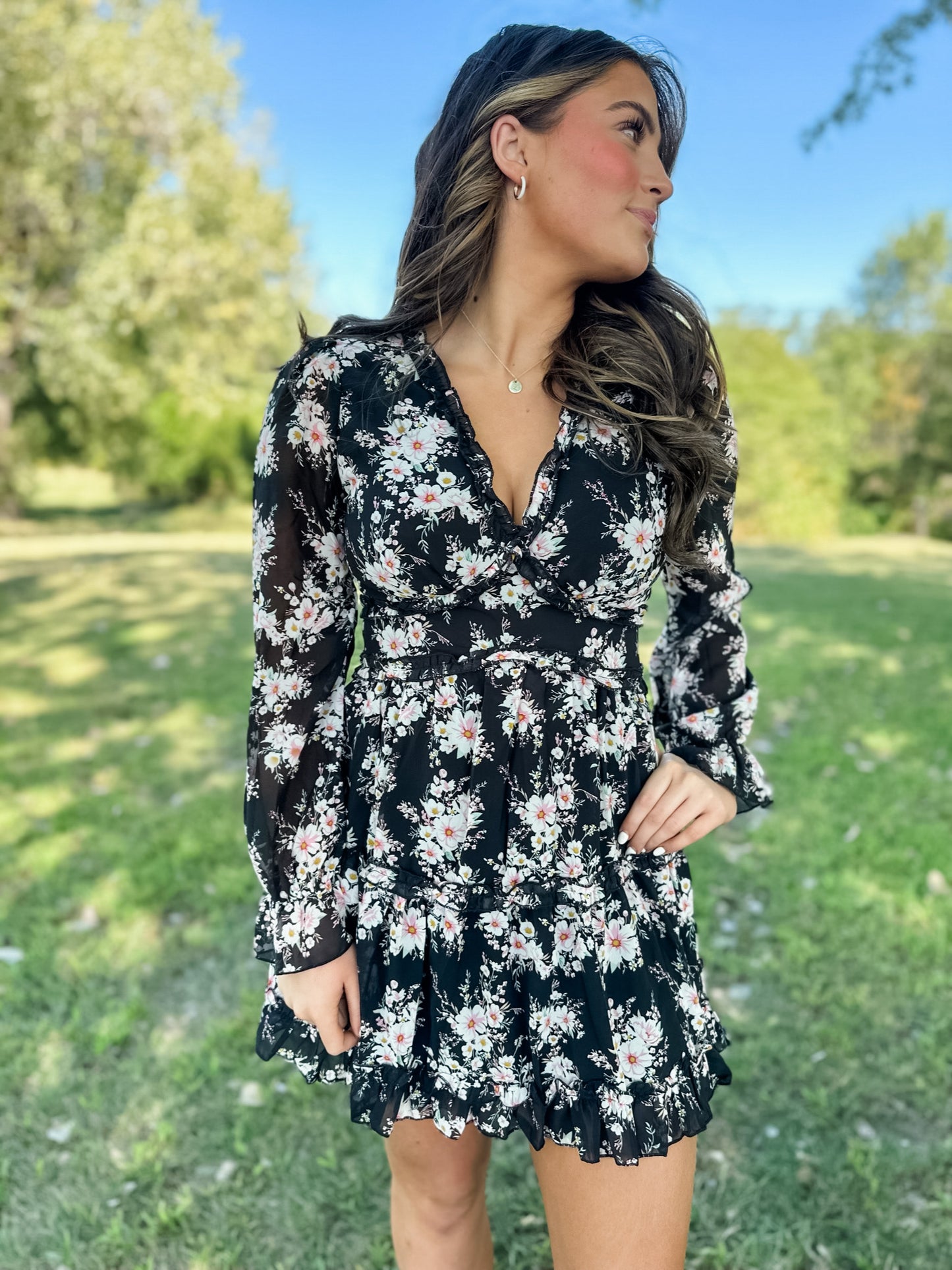 Beth Vintage Floral Mini Dress - Black