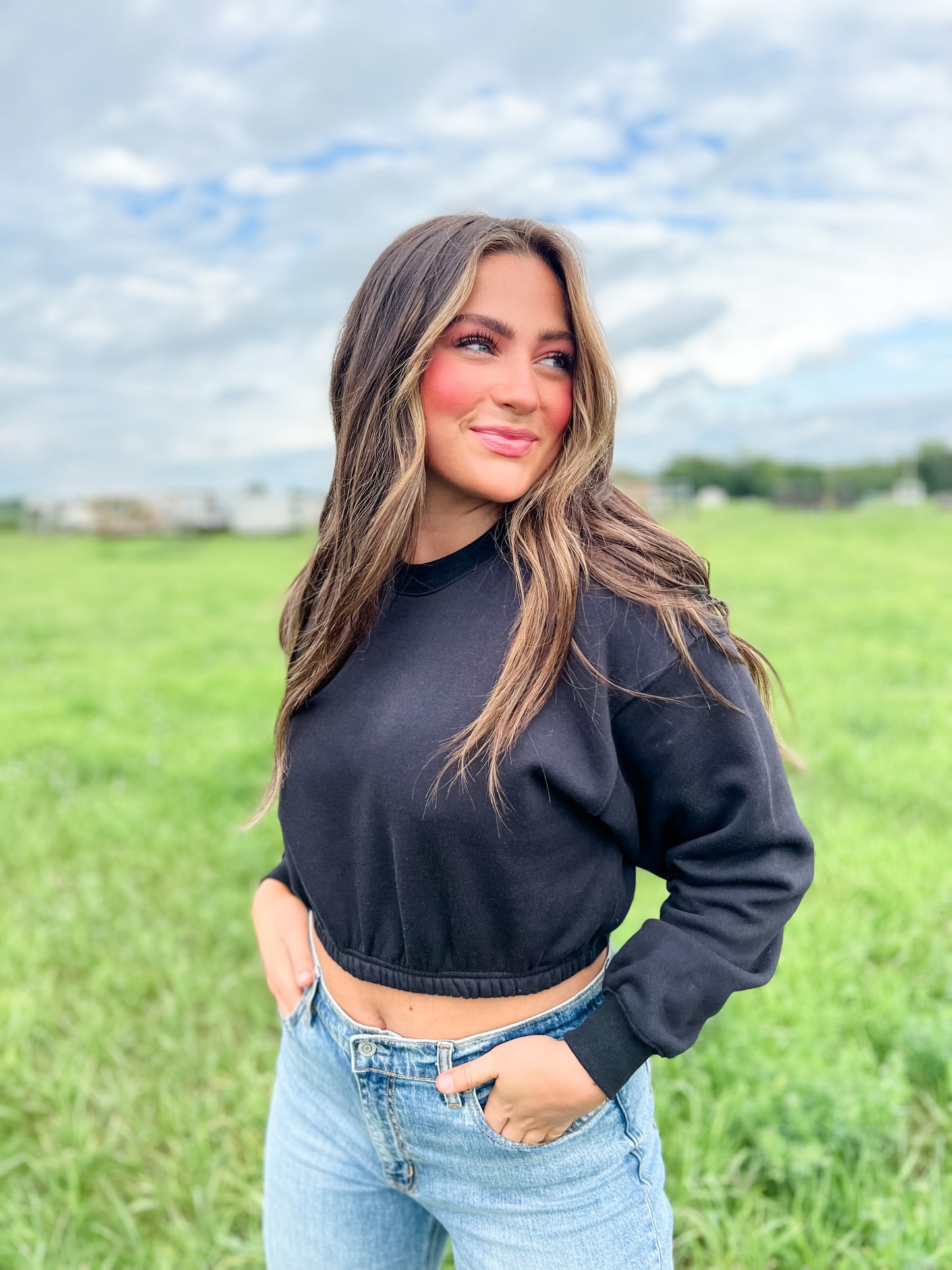 Miller Crop Cinch Crew - Black