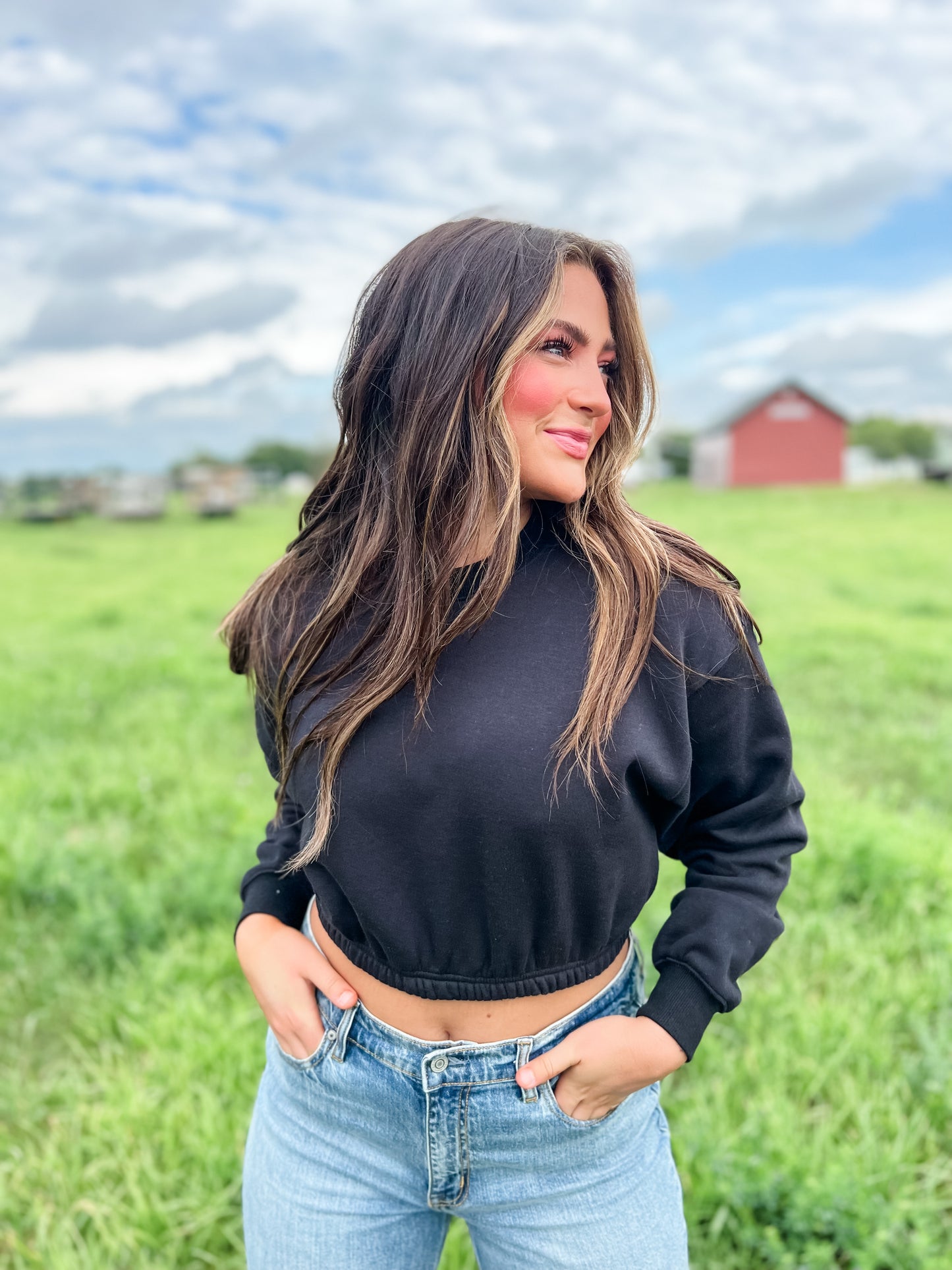 Miller Crop Cinch Crew - Black