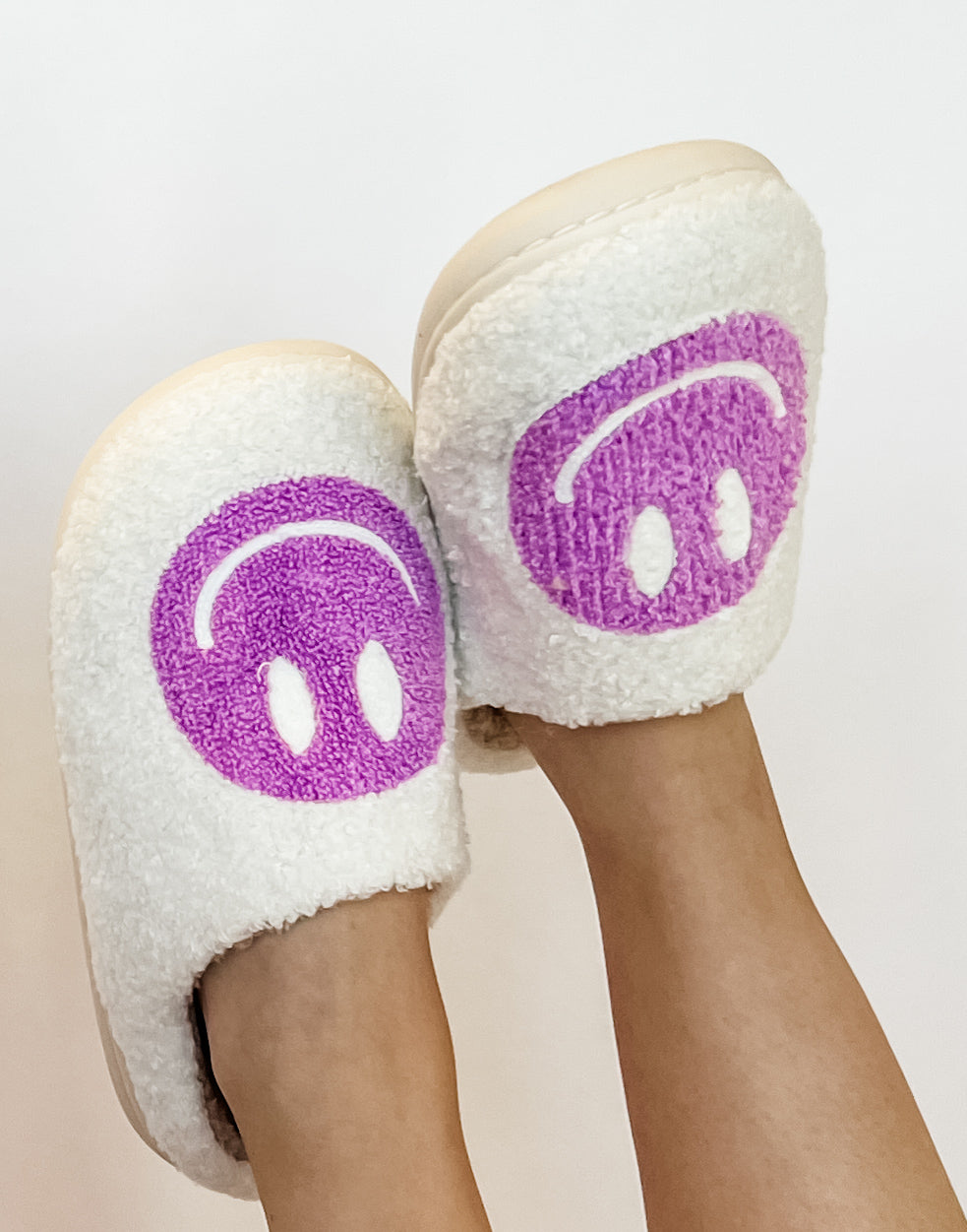 Plush Smiley Slippers - Purple