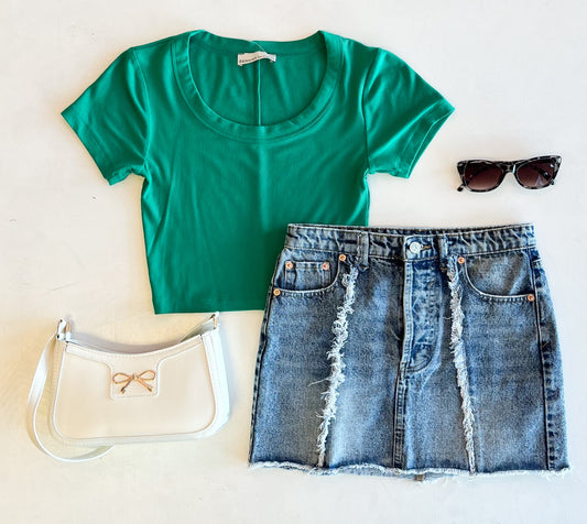 Everyday Essential Cropped Tee - Kelly Green